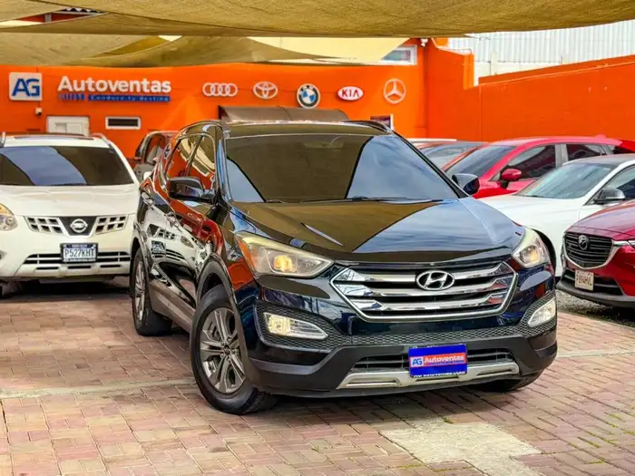2016 Hyundai Santa Fe — 3
