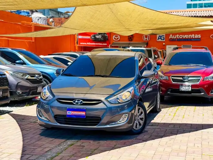 2016 Hyundai Accent — 2