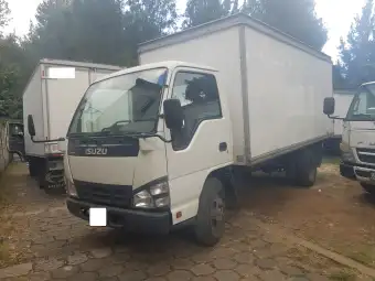 2021 Isuzu QKR