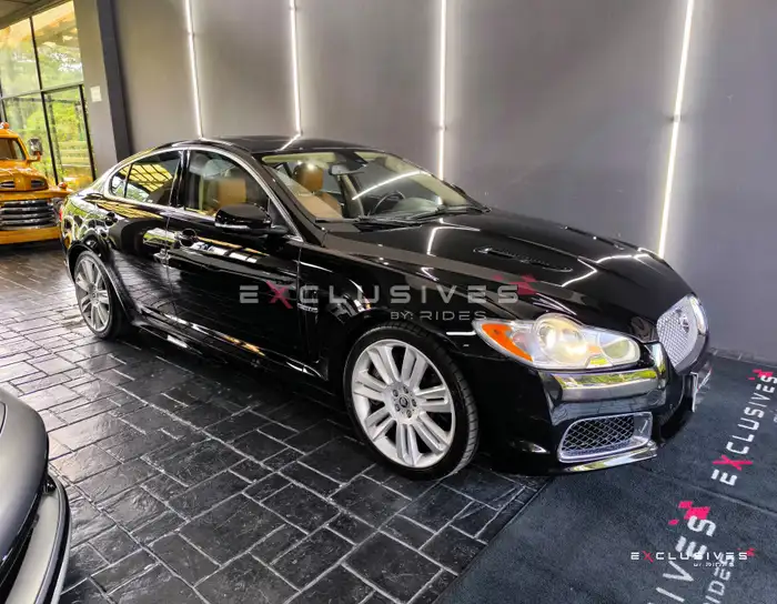 2011 Jaguar XF — 1