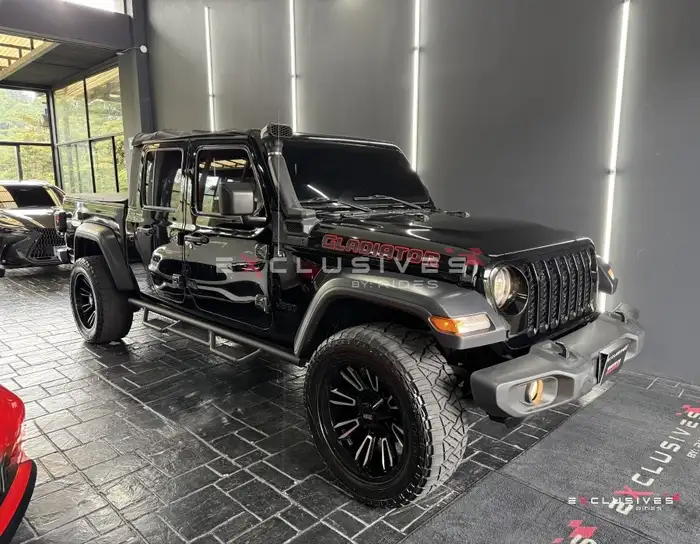 2020 Jeep GLADIATOR — 1