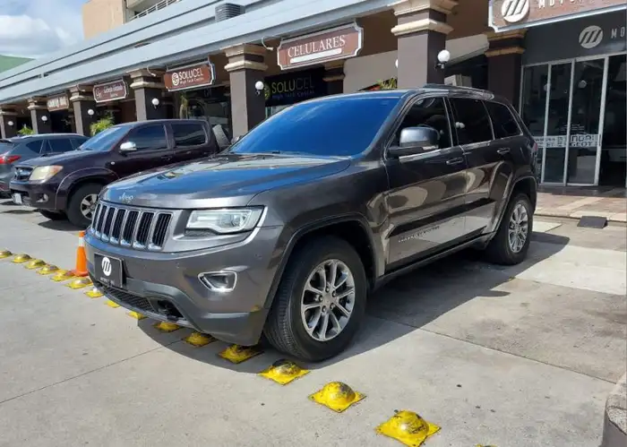 2016 Jeep GRAND CHEROKEE — 1