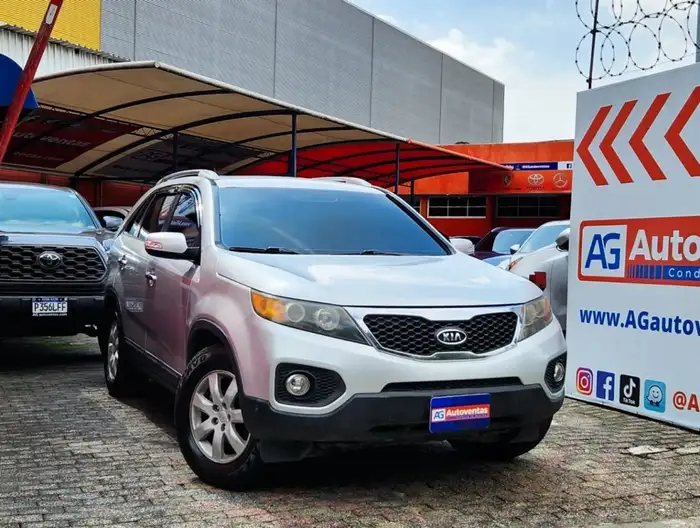 2012 Kia Sorento — 3
