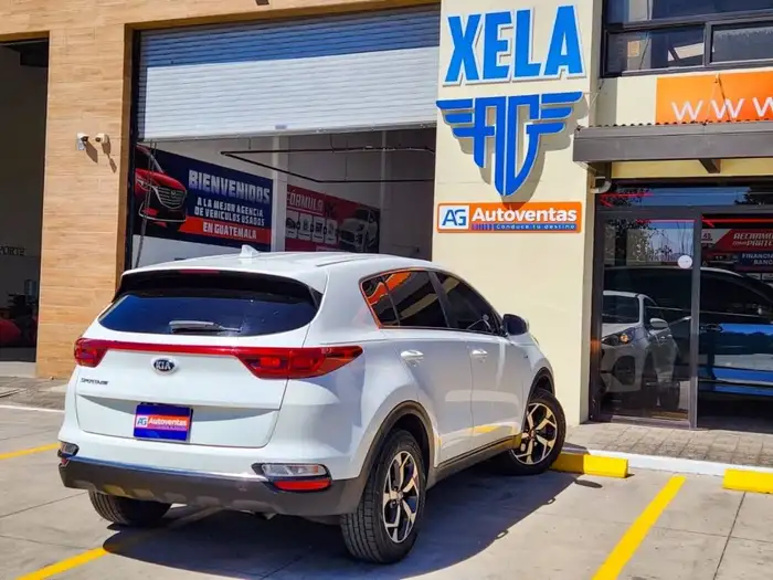 2020 Kia Sportage — 4