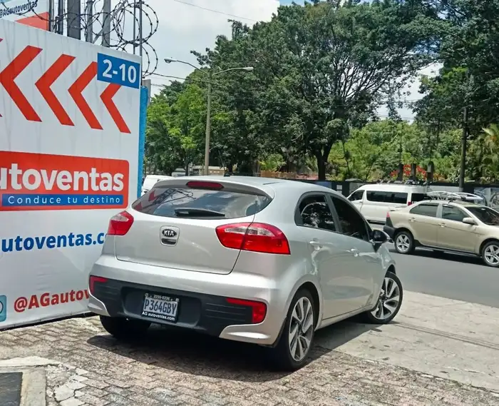 2016 Kia Rio — 4