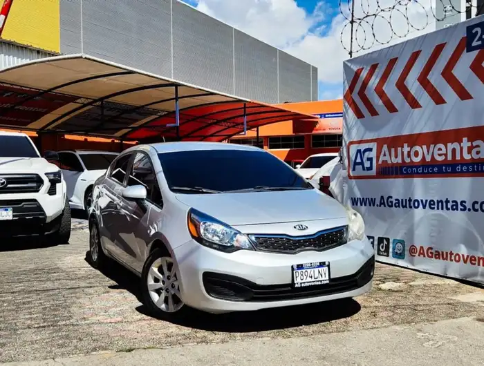 2014 Kia Rio — 3
