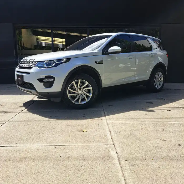 2017 Land Rover CL — 1