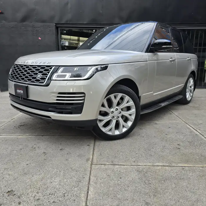 2021 Land Rover RANGE ROVER — 1