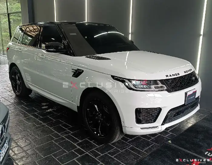 2018 Land Rover RANGE ROVER — 1