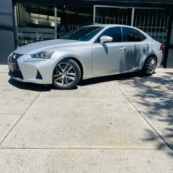2019 Lexus IS