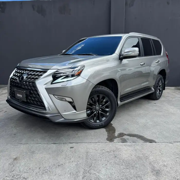 2022 Lexus gx460 — 1