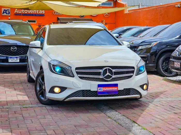 2015 Mercedes-Benz A 200 — 3