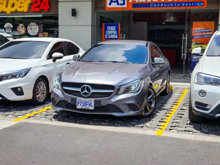 2015 Mercedes-Benz CLA — 2