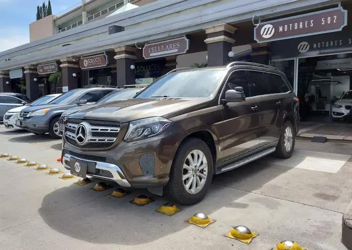 2017 Mercedes-Benz GLS — 1