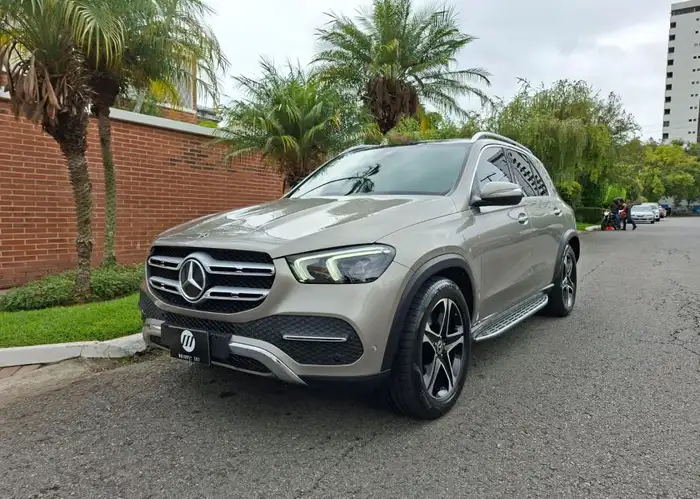 2021 Mercedes-Benz GLE — 1