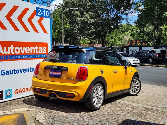 2015 Mini COOPER — 4