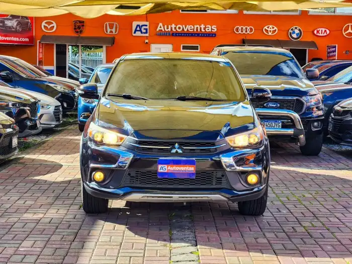 2018 Mitsubishi Outlander — 1