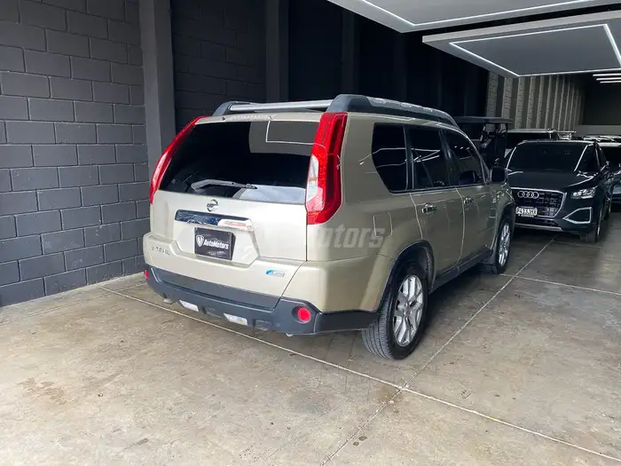 2014 Nissan X-Trail — 1