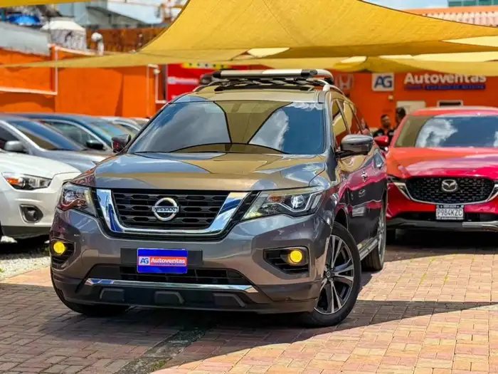2018 Nissan Pathfinder — 2