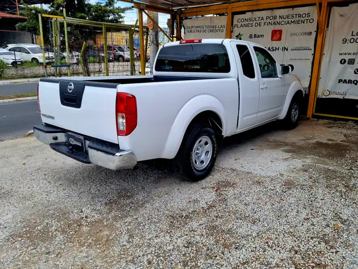 2012 Nissan Frontier — 3