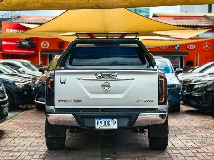 2020 Nissan Frontier — 4