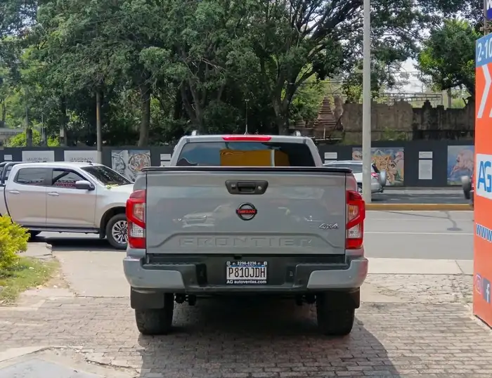 2022 Nissan Frontier — 4