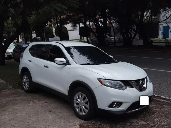 2015 Nissan ROGUE — 1