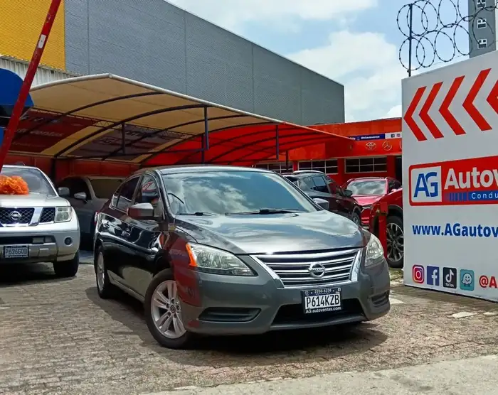 2014 Nissan Sentra — 3