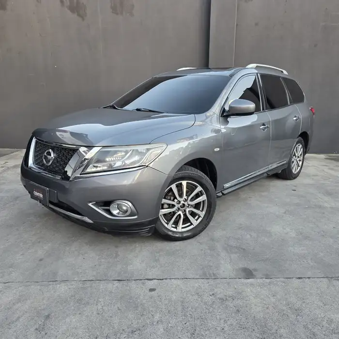 2015 Nissan Pathfinder — 1