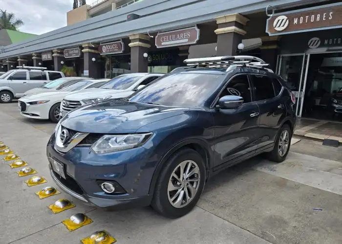 2017 Nissan X-Trail — 1