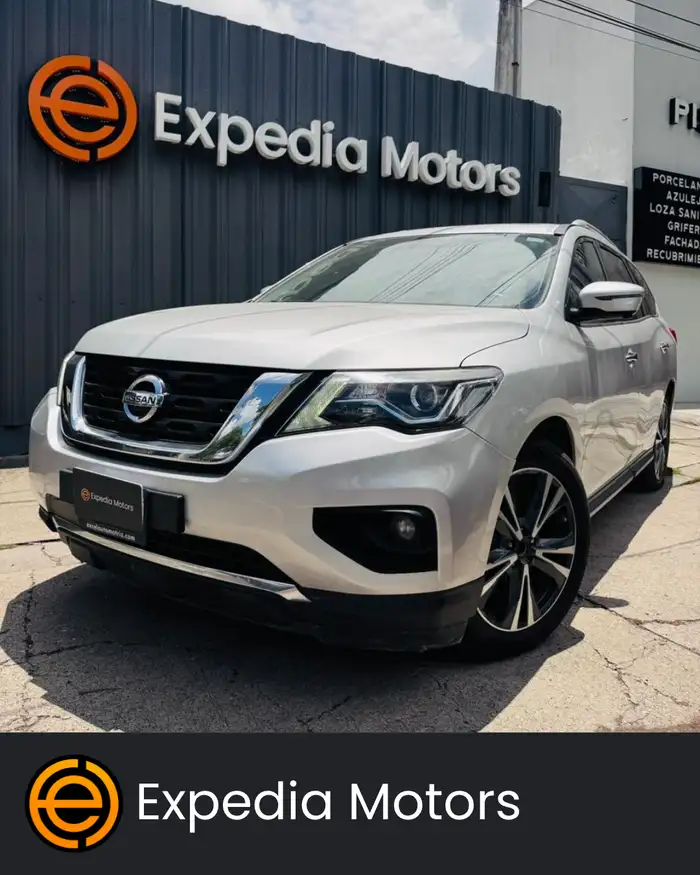 2017 Nissan Pathfinder — 1