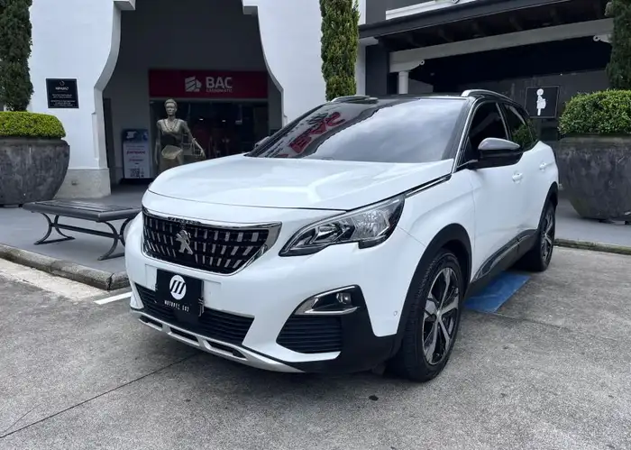 2020 Peugeot 3008 — 1