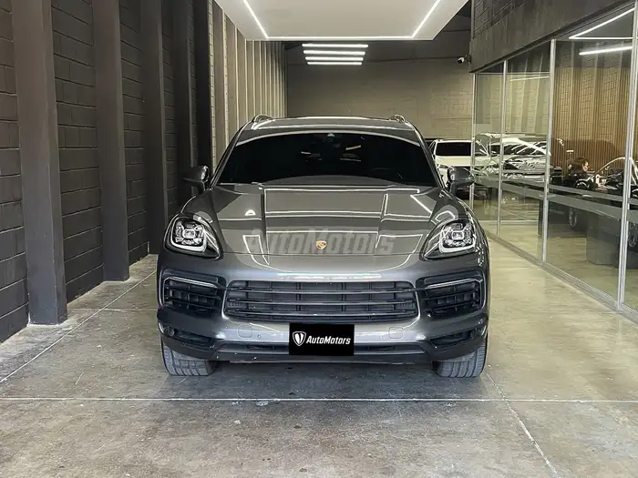 2020 Porsche CAYENNE — 3