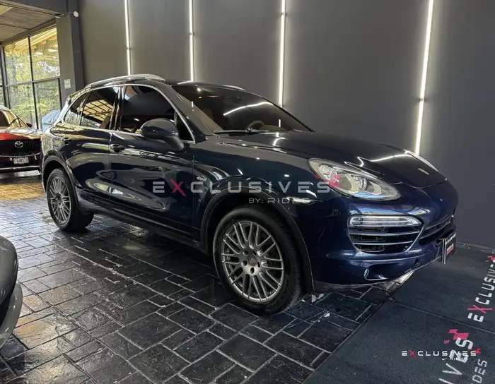 2014 Porsche CAYENNE — 1