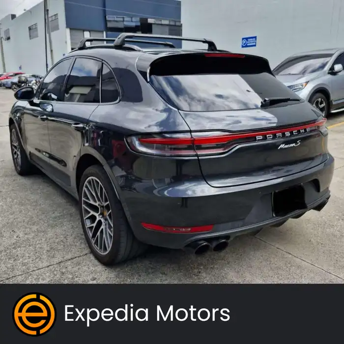 2020 Porsche MACAN — 3