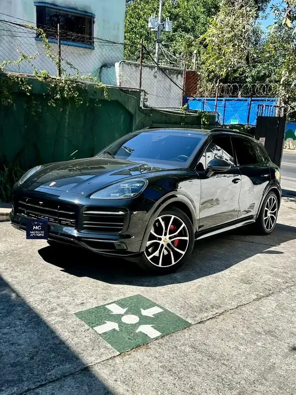 2023 Porsche CAYENNE — 1