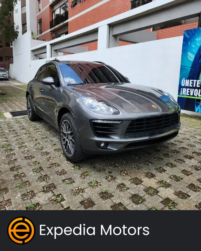 2015 Porsche MACAN — 1