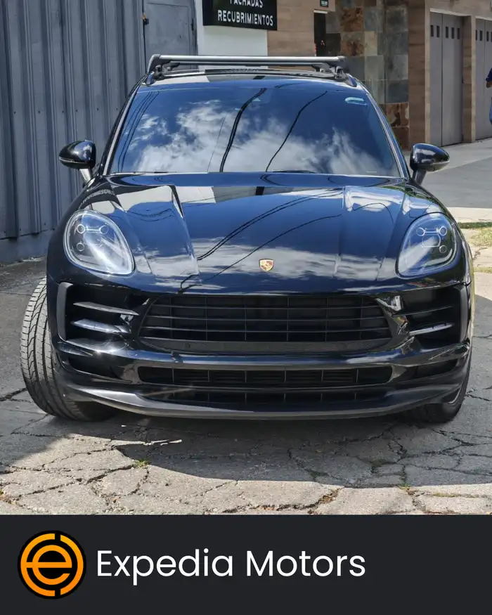 2019 Porsche MACAN — 2