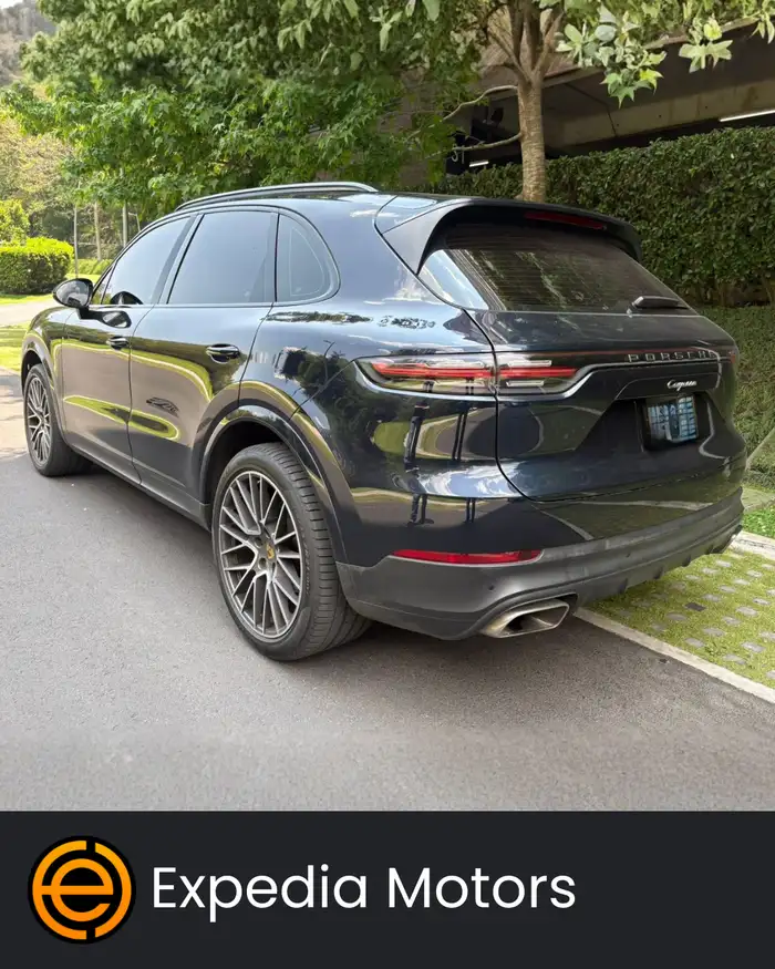 2019 Porsche CAYENNE — 3