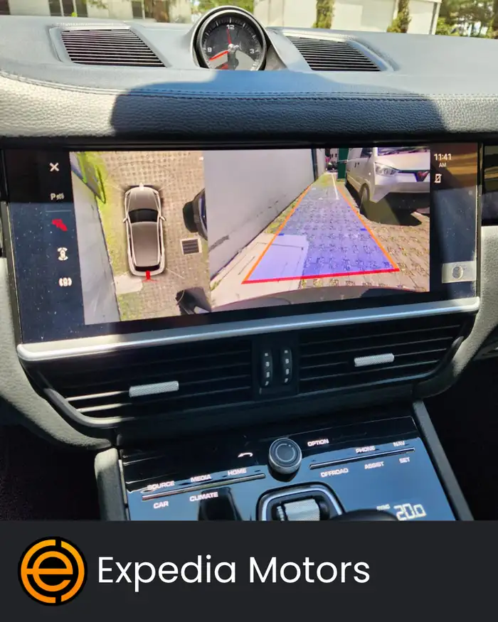 2023 Porsche CAYENNE — 4