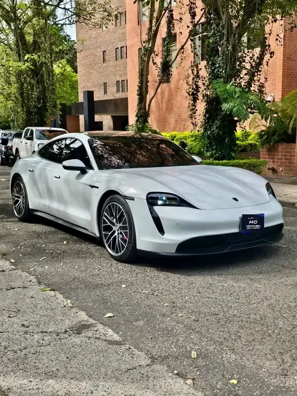 2021 Porsche TAYCAN — 1