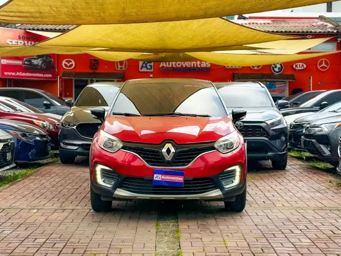 2019 Renault CAPTUR — 1
