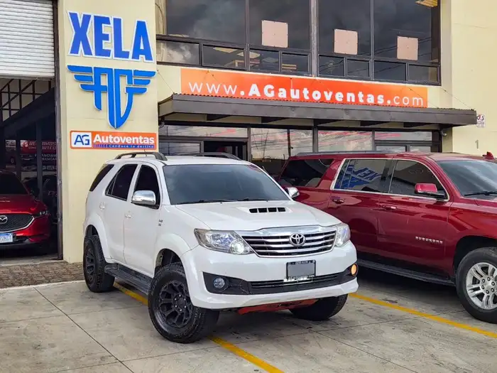 2008 Toyota Fortuner — 3