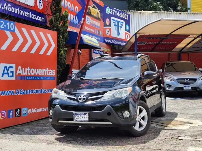 2013 Toyota RAV4 — 1