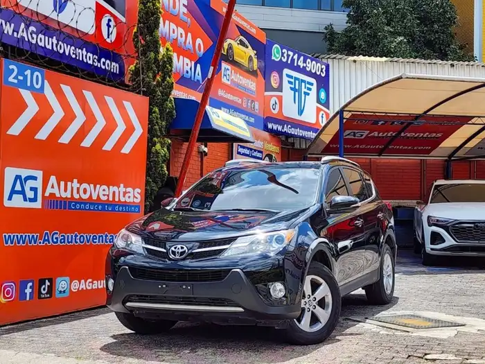 2015 Toyota RAV4 — 1