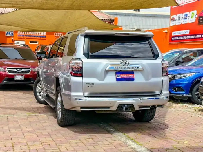 2018 Toyota 4Runner — 4