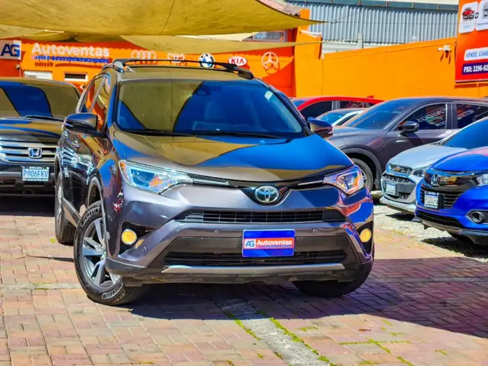 2018 Toyota RAV4 — 3