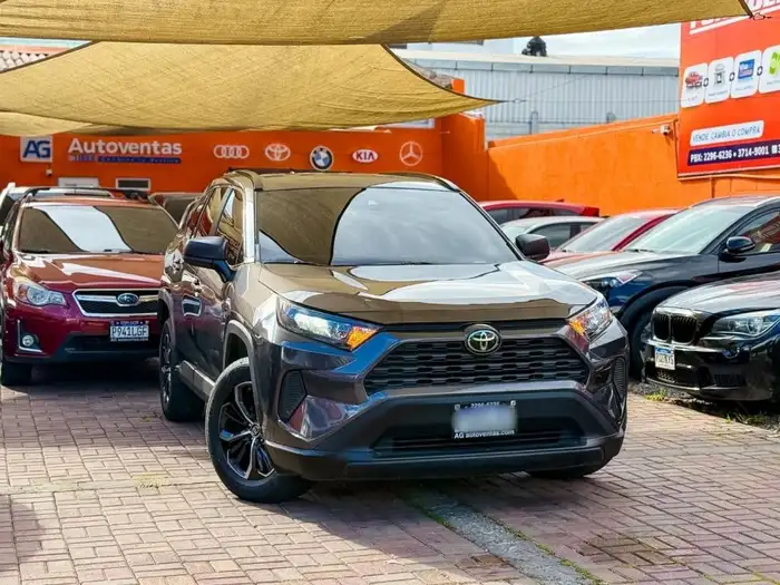 2019 Toyota RAV4 — 2