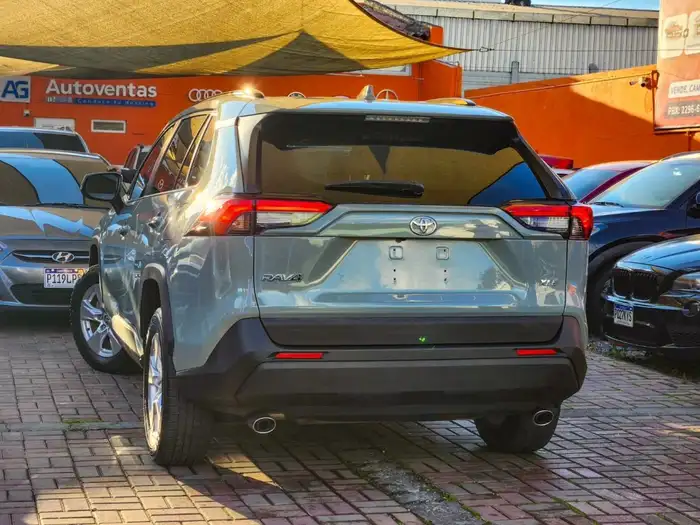 2020 Toyota RAV4 — 4