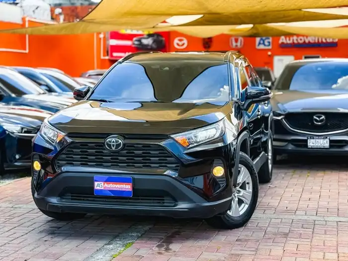 2020 Toyota RAV4 — 3